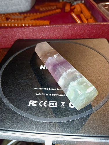 Regenbogen fluorit obelisk - regenbogen-fluorit,