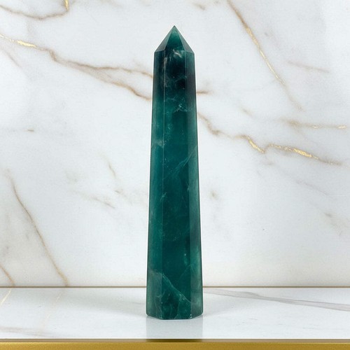 Fluorit obelisk 15cm - 15cm,