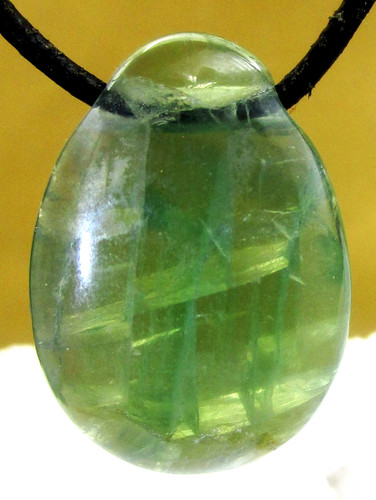 Grüner fluorit - grüner,